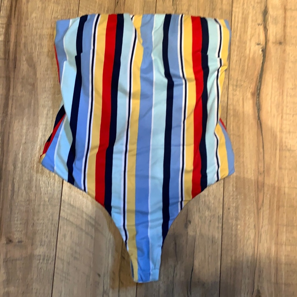 Striped strapless bodysuit